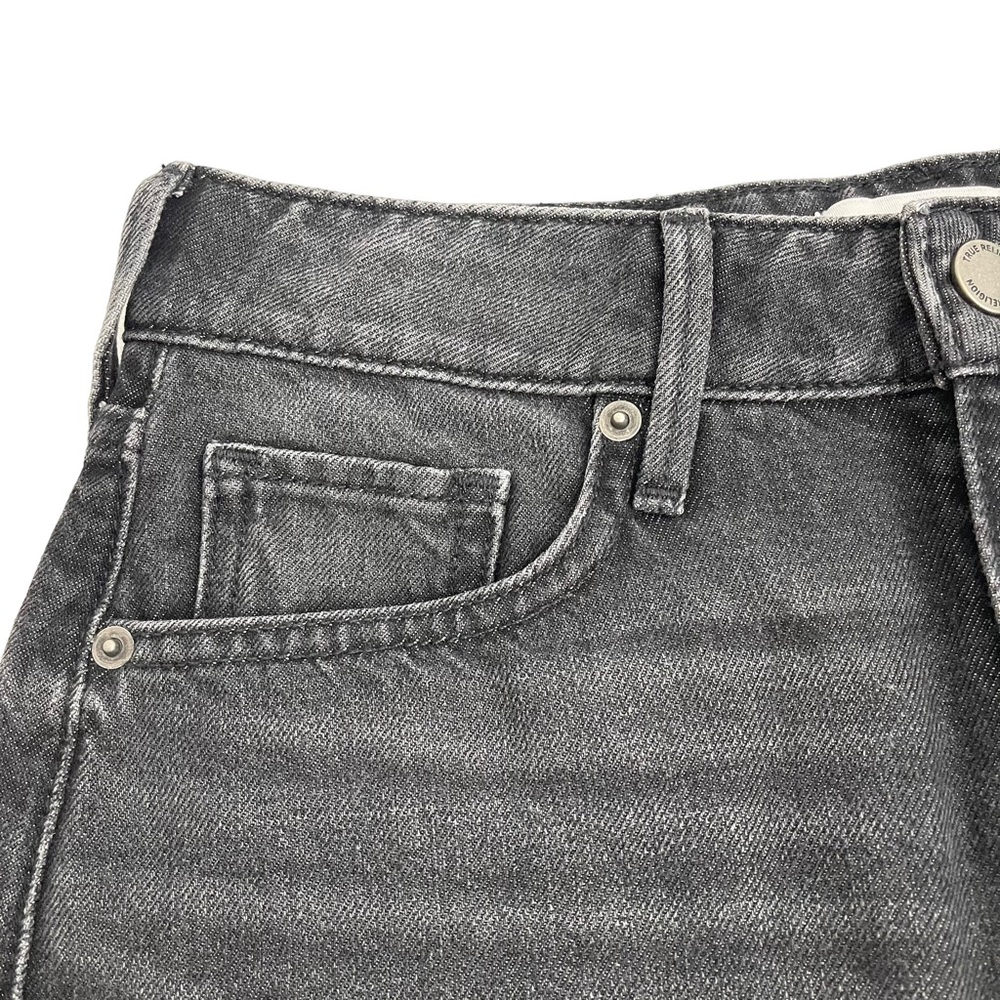 True Religion Caia Fray Hem Mid-Rise Denim Short Size 27 - Picture 5 of 11